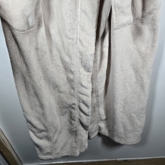 UGG Women's Cream Robe - Picture 5 of 16